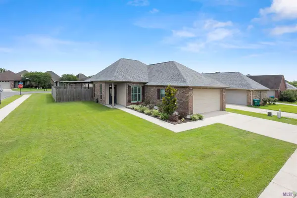 4146 Carolina Dr, Addis, LA 70710