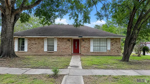 3055 Seracedar, Baton Rouge, LA 70816