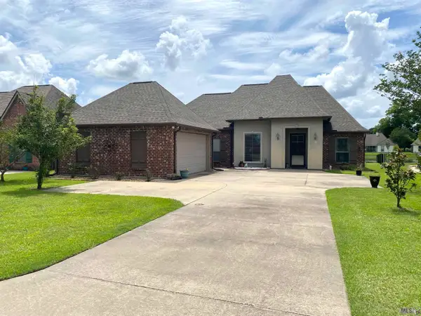 477 Lakeshore Dr, Oscar, LA 70762