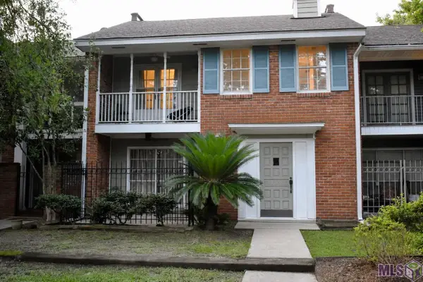 5213 Heatherstone Dr, Baton Rouge, LA 70820