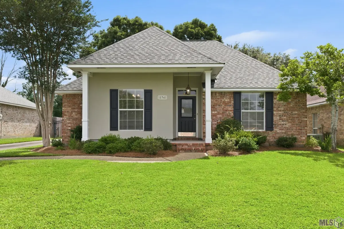 18341 Lake Indigo Dr, Baton Rouge, LA 70817 - #1