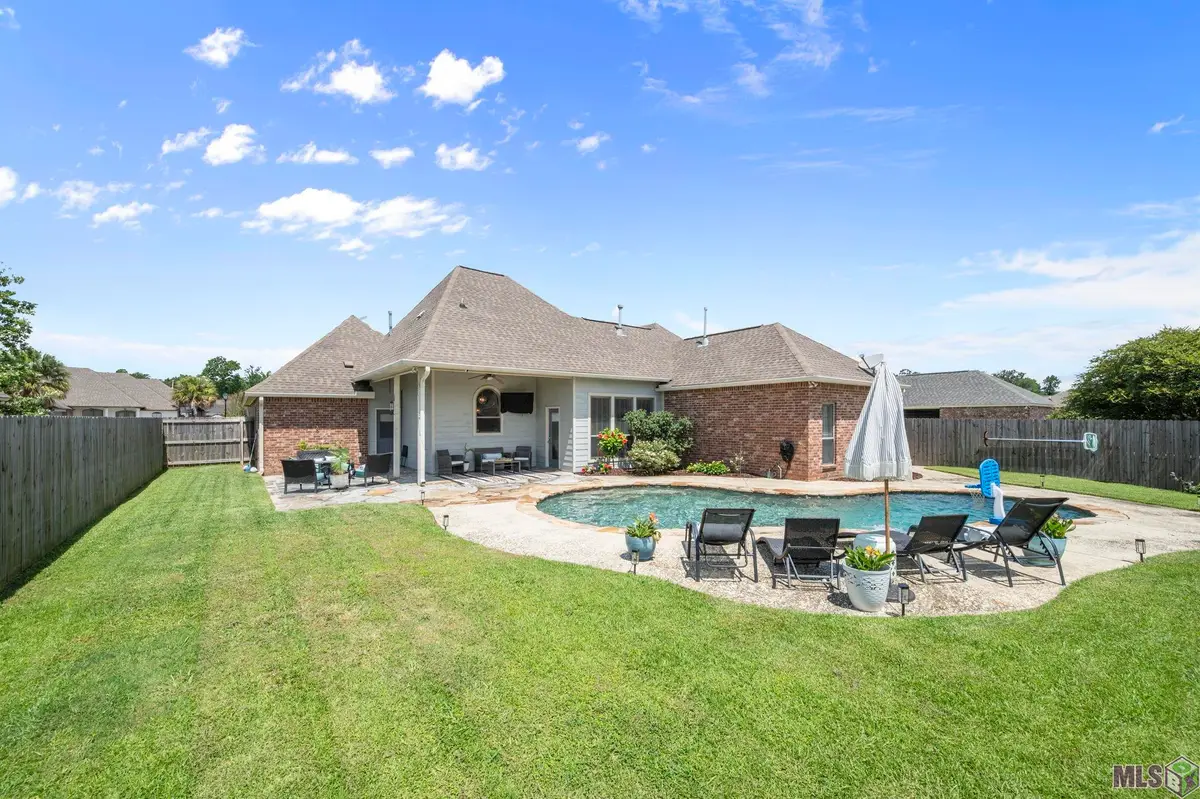 13156 Oak Knoll Dr, Geismar, LA 70734 - #1