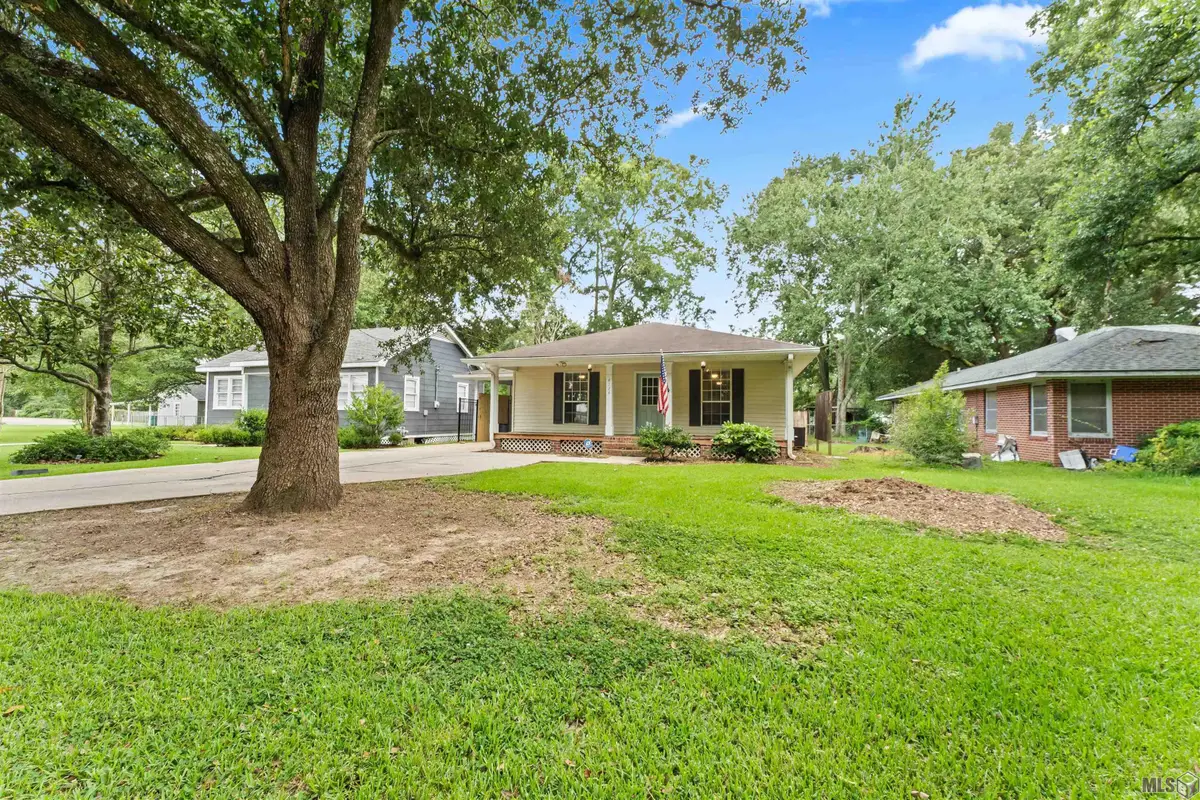 4124 Bennett St, Zachary, LA 70791 - #1