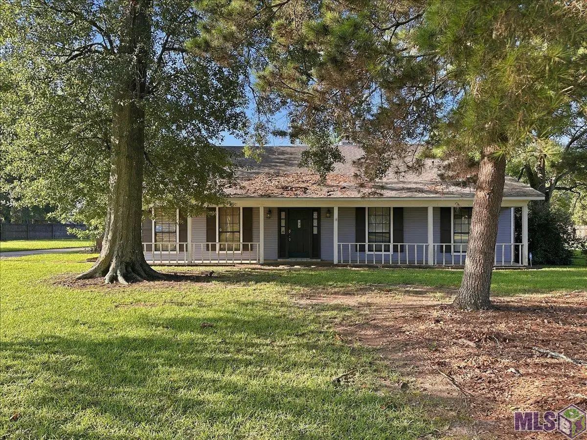 12556 White Chapel Ave, Baton Rouge, LA 70810 - #1