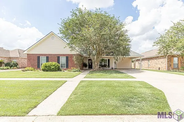 40308 La Rochelle Rd, Prairieville, LA 70769