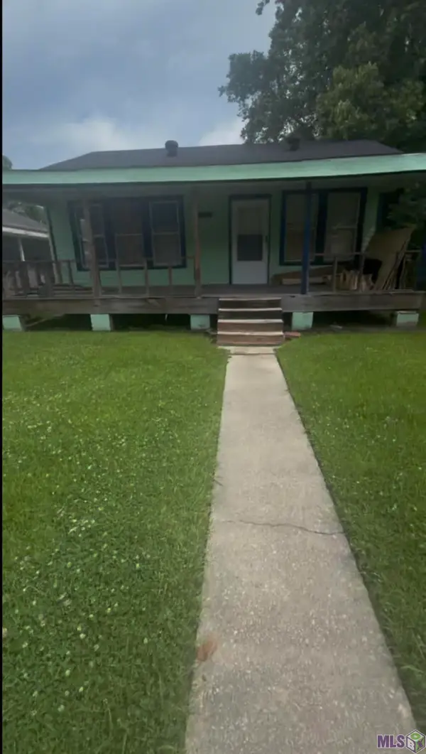 341 Flicker St, Baton Rouge, LA 70807