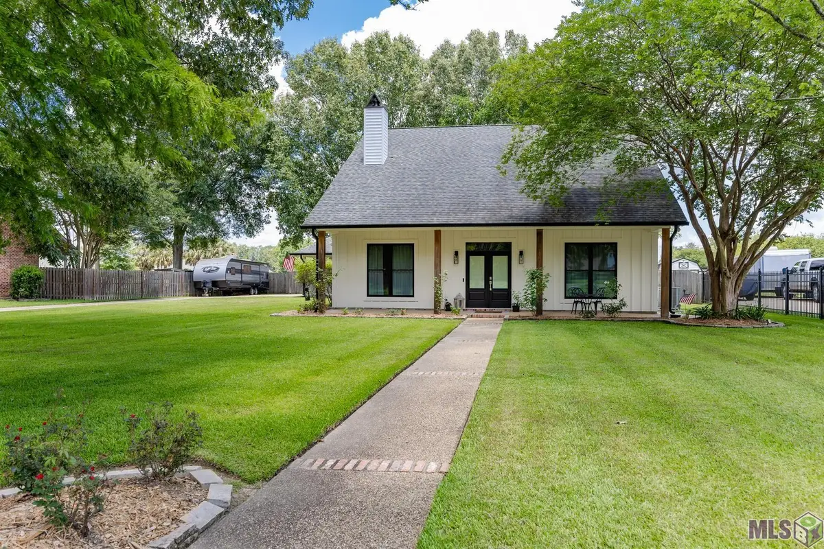 16490 Wesley Evans Rd, Prairieville, LA 70769 - #1