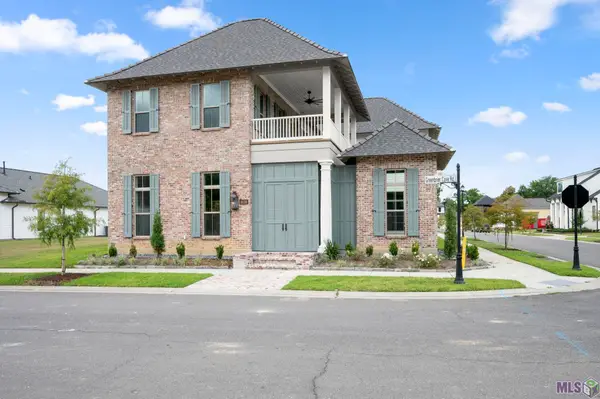 8638 Greenbrier Cove Rd, Saint George, LA 70817