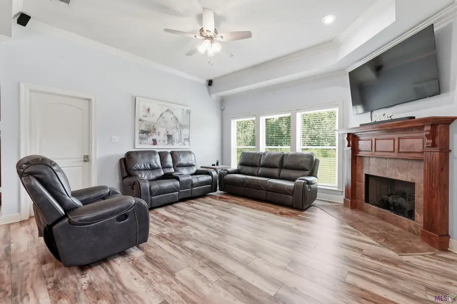 12292 Dutchtown Villa Dr, Geismar, LA 70734 - #3