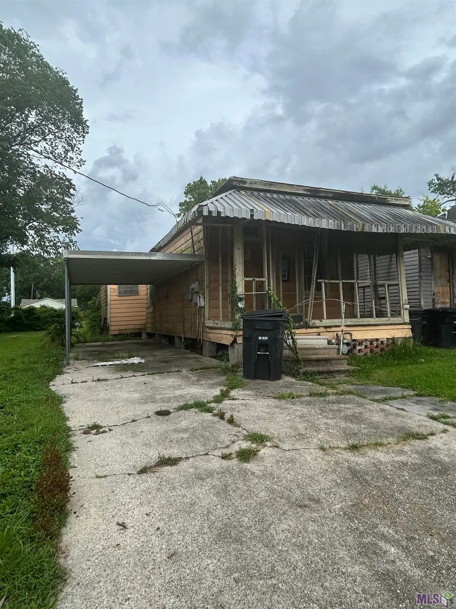 921 Napoleon St, Baton Rouge, LA 70802 - #2