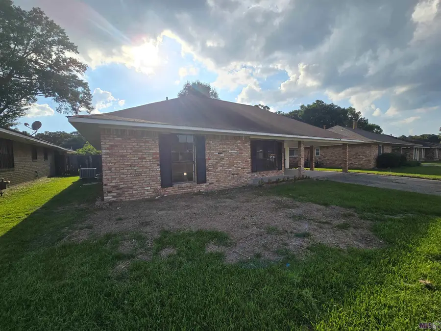 3965 Pensacola Dr, Baton Rouge, LA 70814 - #2