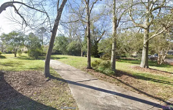 1096 Aberdeen Ave, Baton Rouge, LA 70808
