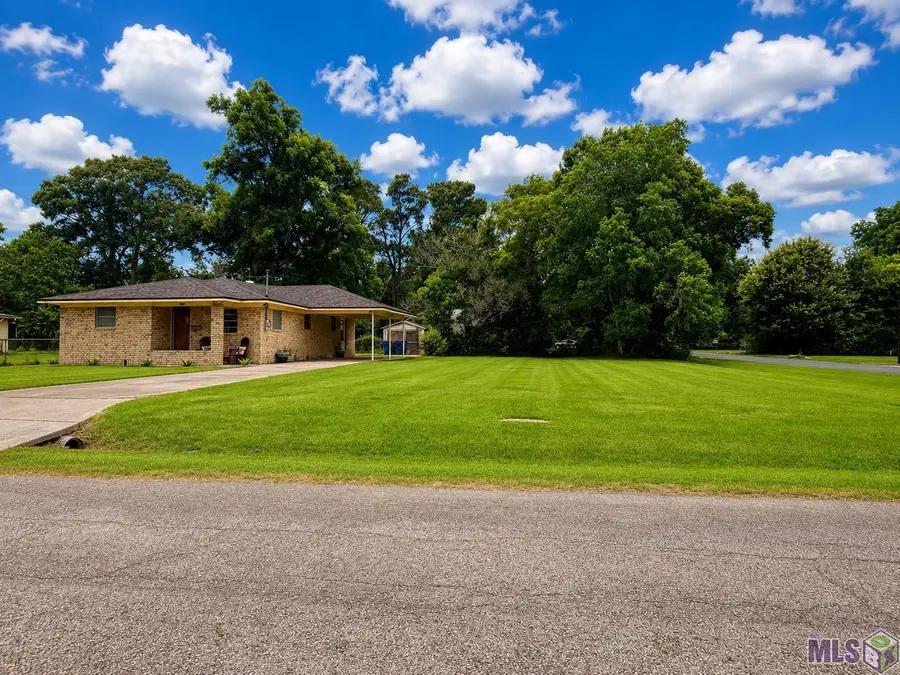 607 S Broadway St, Jennings, LA 70546 - #3