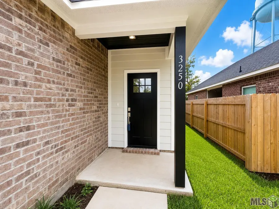 3250 Jackson St, Baker, LA 70714 - #2