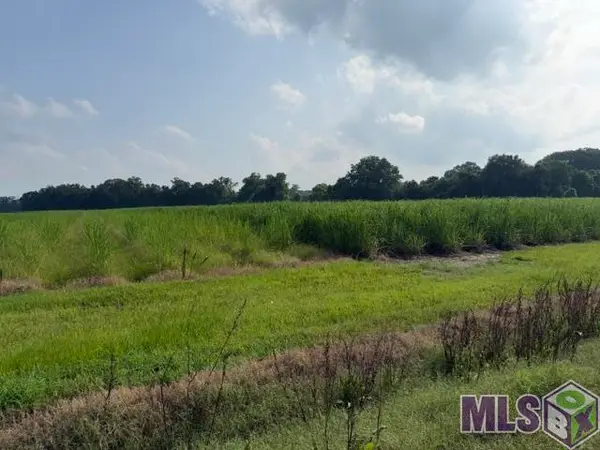 7625 False River Rd, Oscar, LA 70762