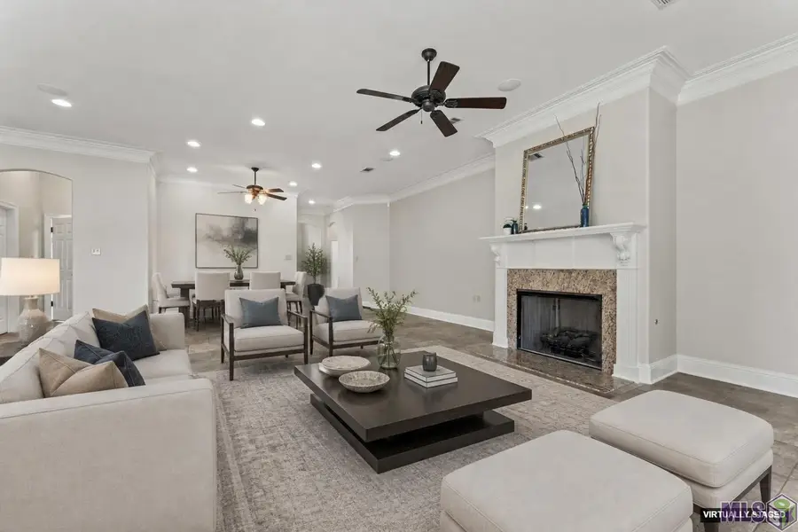 10034 Hagewood Ln, Baton Rouge, LA 70809 - #3