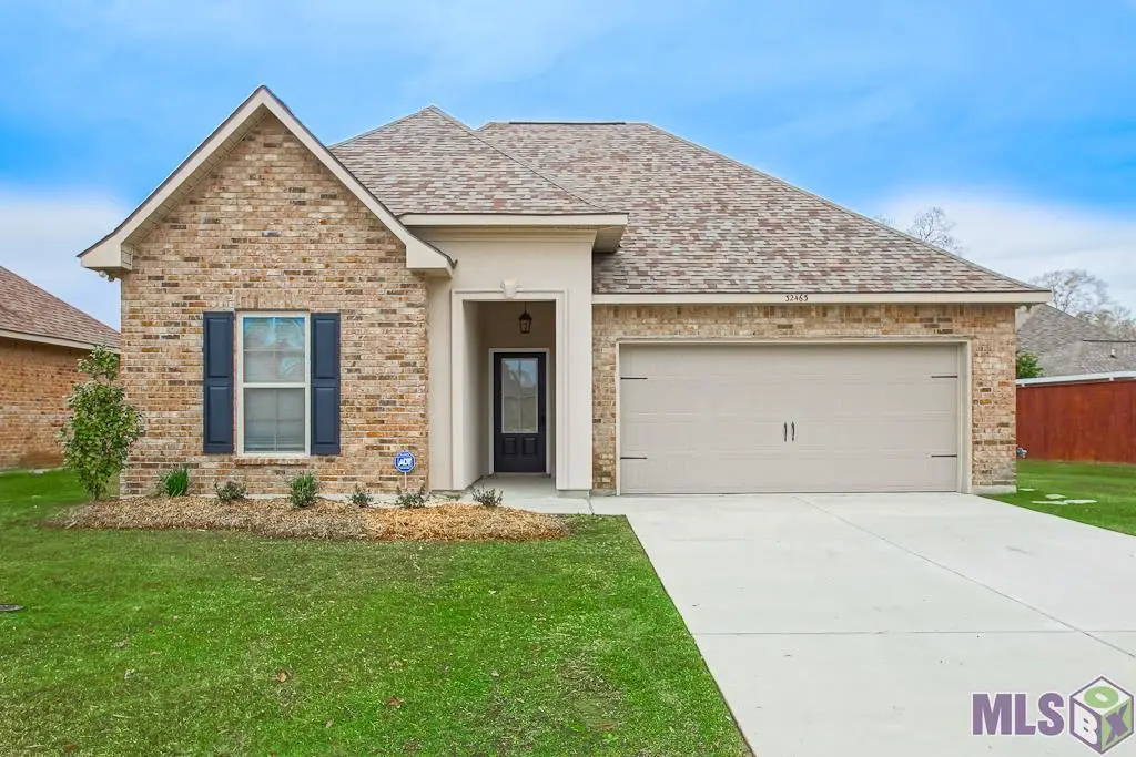 32463 Curtis Cove Ln, Denham Springs, LA 70706 - #1