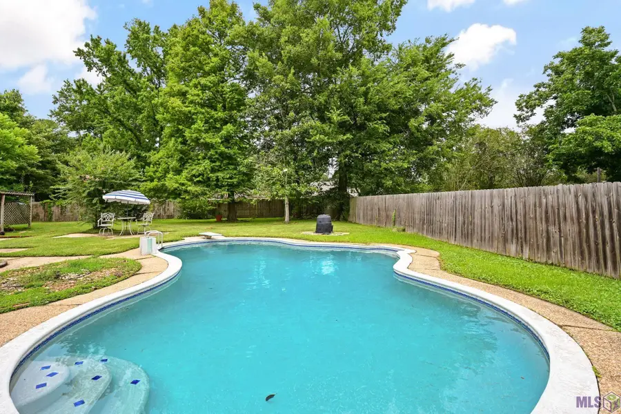 12345 Gebhart Dr, Baton Rouge, LA 70816 - #2