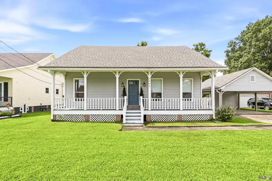 1305 E Tiffani St, Gonzales, LA 70737 - #2