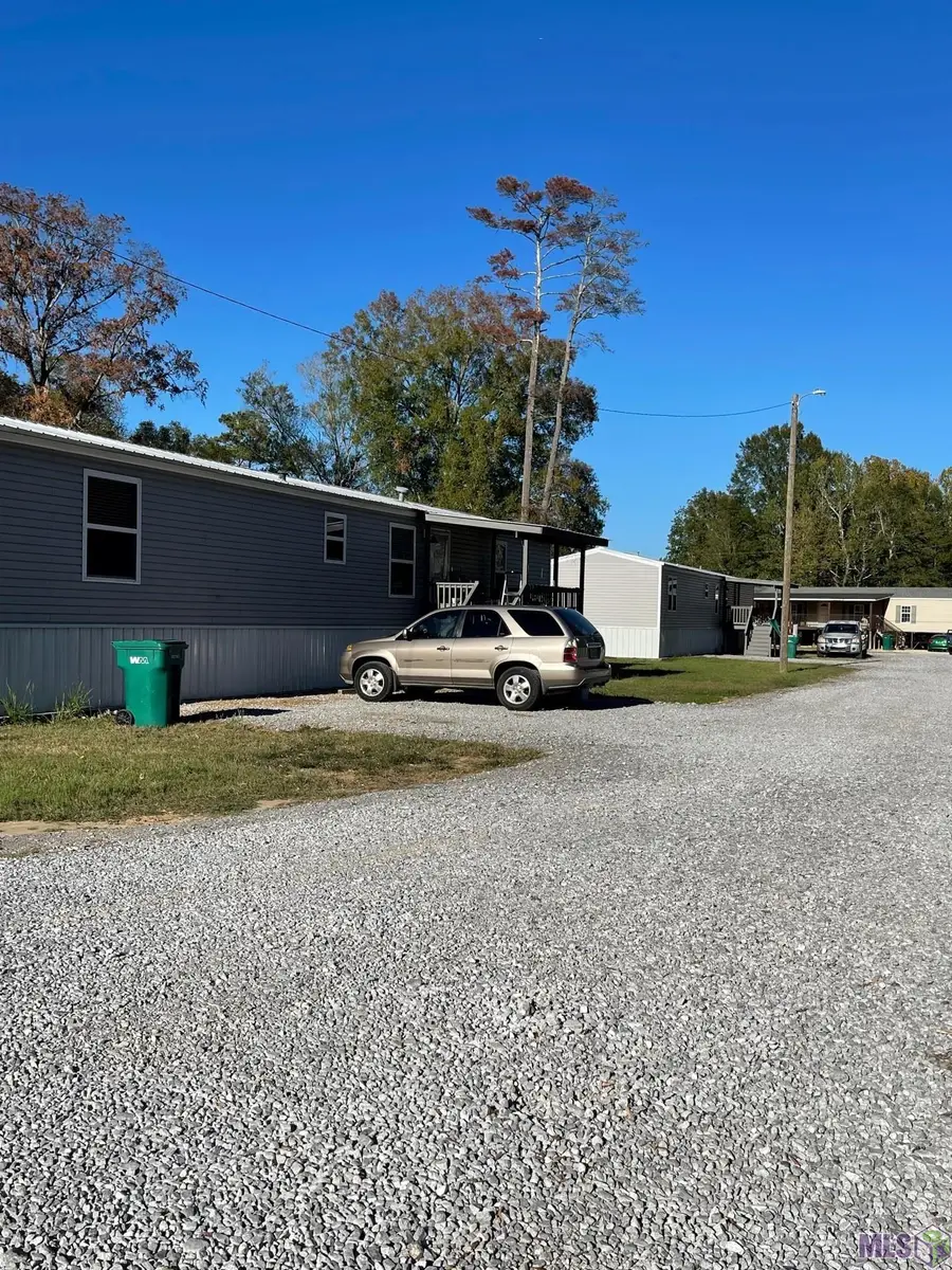 25697 Gill Rd, Denham Springs, LA 70726 - #2