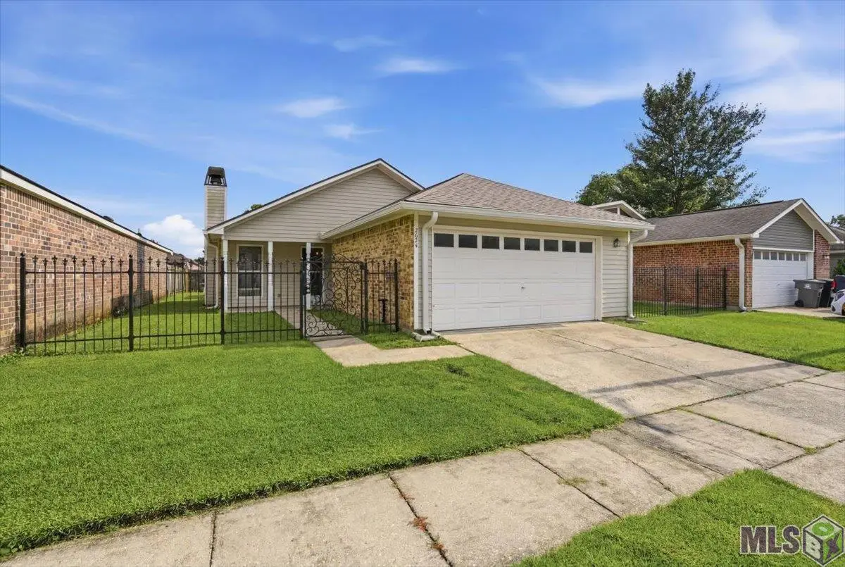 2054 Pecan Ridge Ave, Baton Rouge, LA 70816 - #1