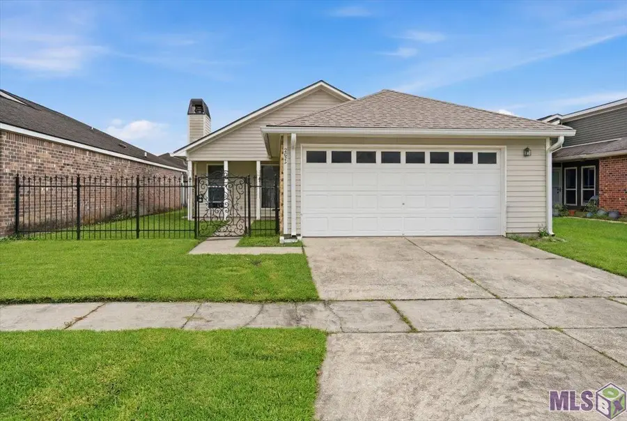 2054 Pecan Ridge Ave, Baton Rouge, LA 70816 - #2