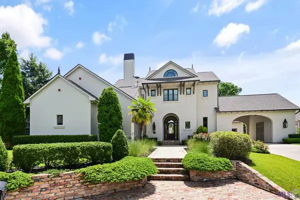 16254 Woodville Dr, Prairieville, LA 70769