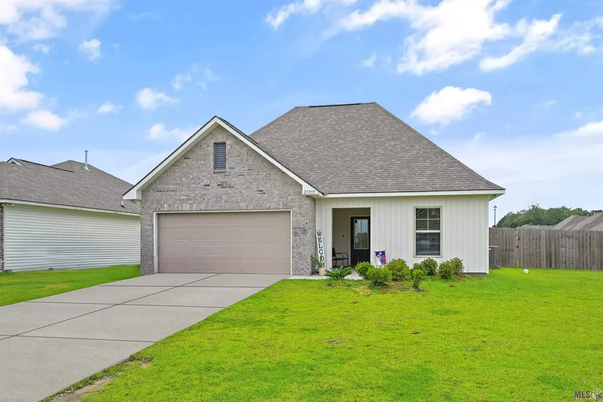 23395 Cinder Dr, Denham Springs, LA 70726 - #1