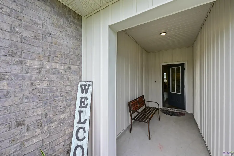 23395 Cinder Dr, Denham Springs, LA 70726 - #2