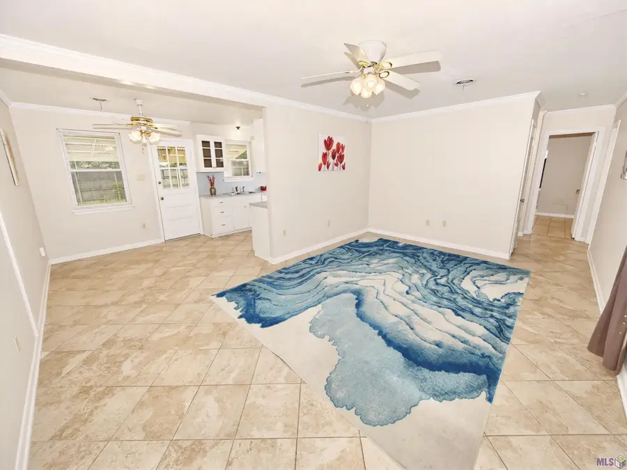 8320 N Essen Heights Ct, Baton Rouge, LA 70809 - #2