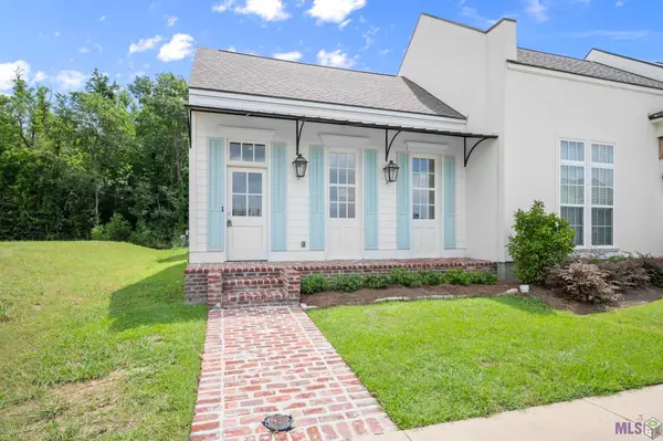 13201 Magnolia Square Dr, Central, LA 70818