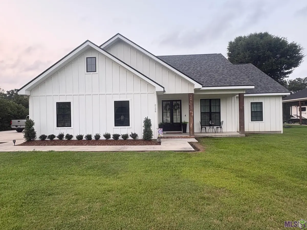 2126 Saint Mary St, Thibodaux, LA 70301 - #1