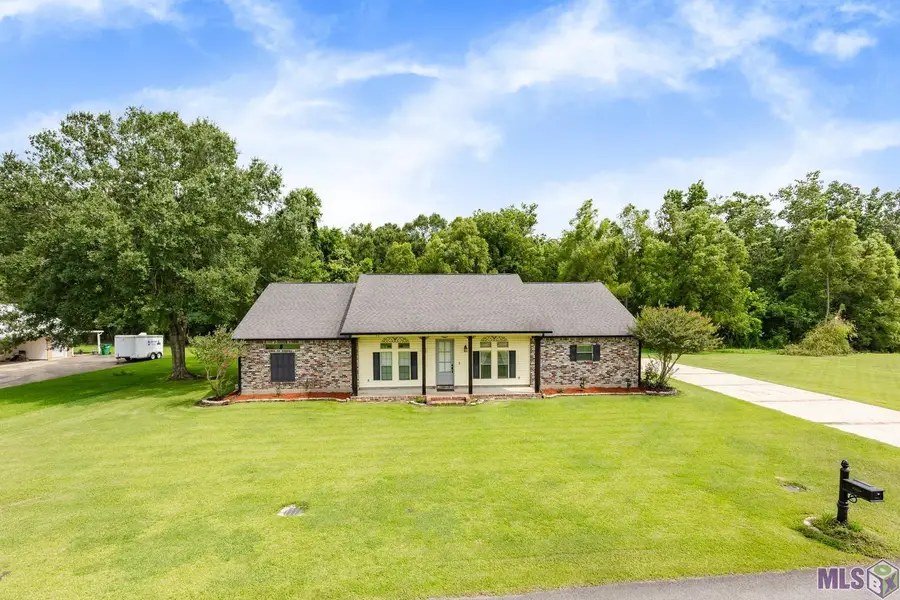 65210 Mendoza Drive, Plaquemine, LA 70764 - #2