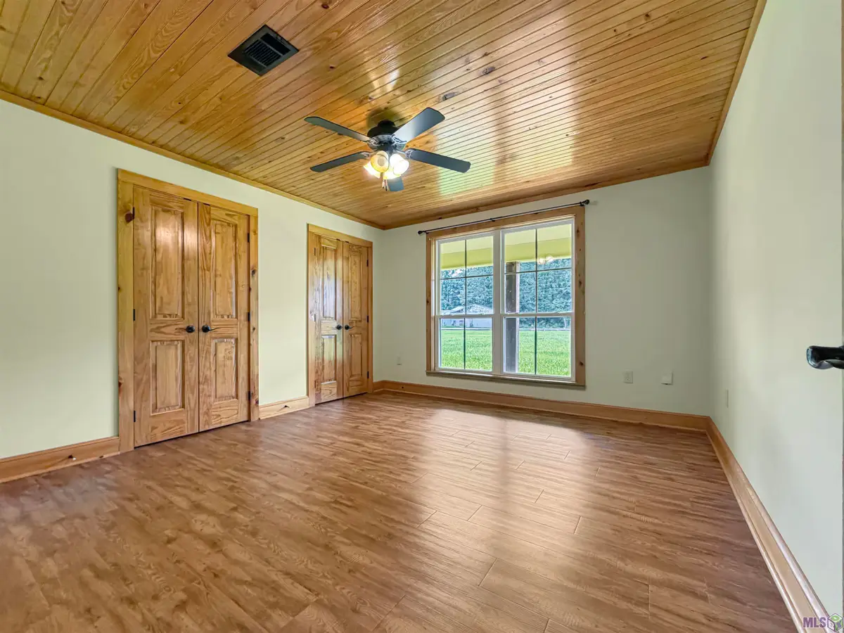 30778 Linder Rd, Denham Springs, LA 70726 - #1