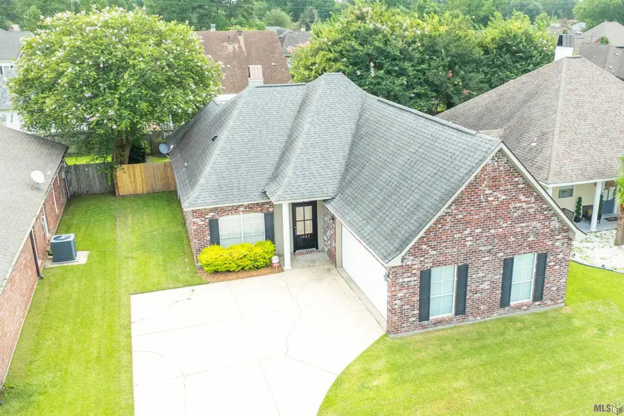 1923 Hunters Way Dr, Baton Rouge, LA 70816 - #2