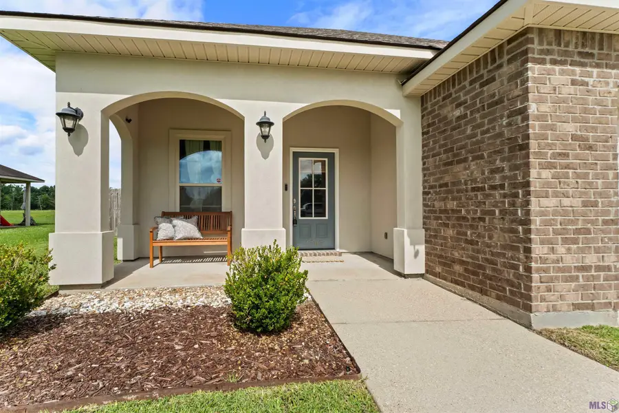 1705 S Gonzales Trace Ave, Gonzales, LA 70737 - #3