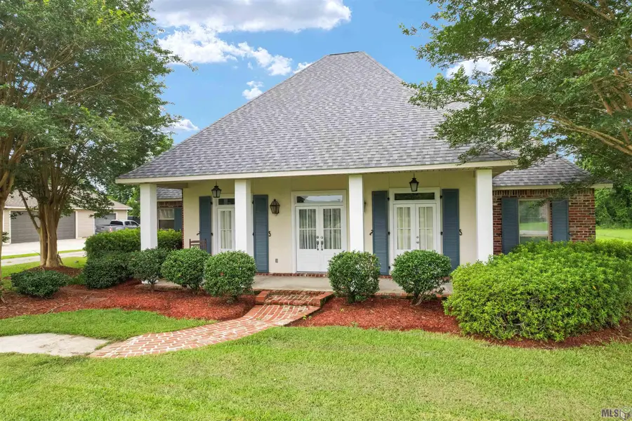 8768 Wyeth Dr, Denham Springs, LA 70706 - #2