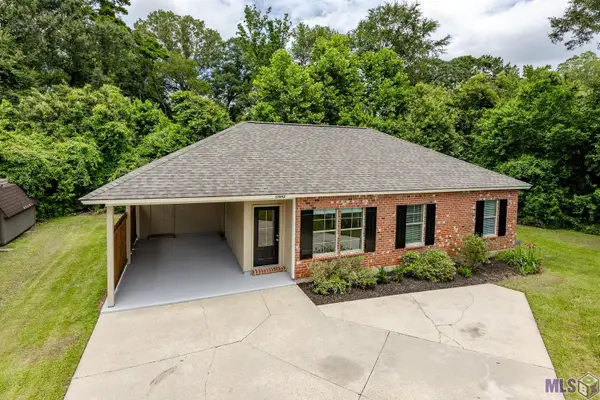 33892 Cedar Ridge Ct, Denham Springs, LA 70706