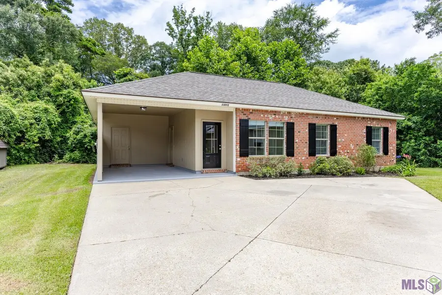 33892 Cedar Ridge Ct, Denham Springs, LA 70706 - #2