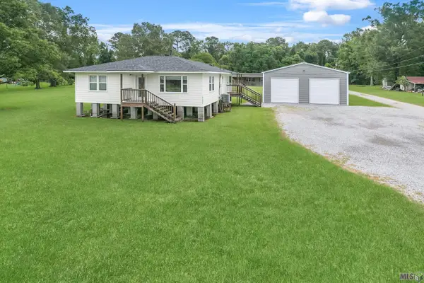 15394 Henderson Bayou Rd, Prairieville, LA 70769