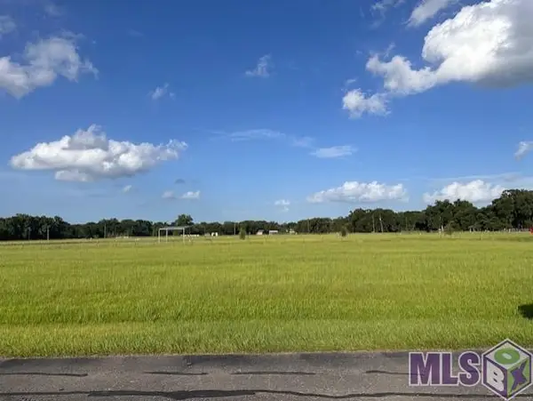 11036 Cessna St, Gonzales, LA 70737