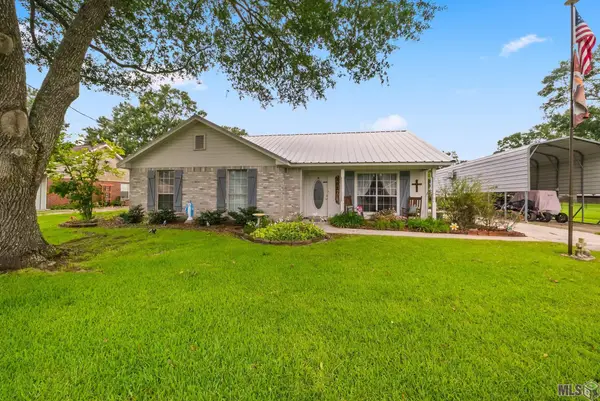 16263 N Galvez Ave, Prairieville, LA 70769