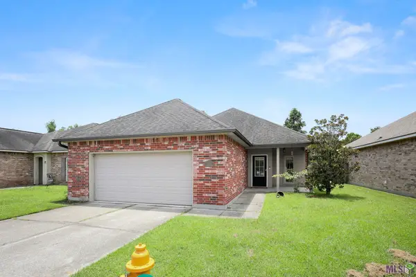 6742 Silver Springs Dr, Greenwell Springs, LA 70739