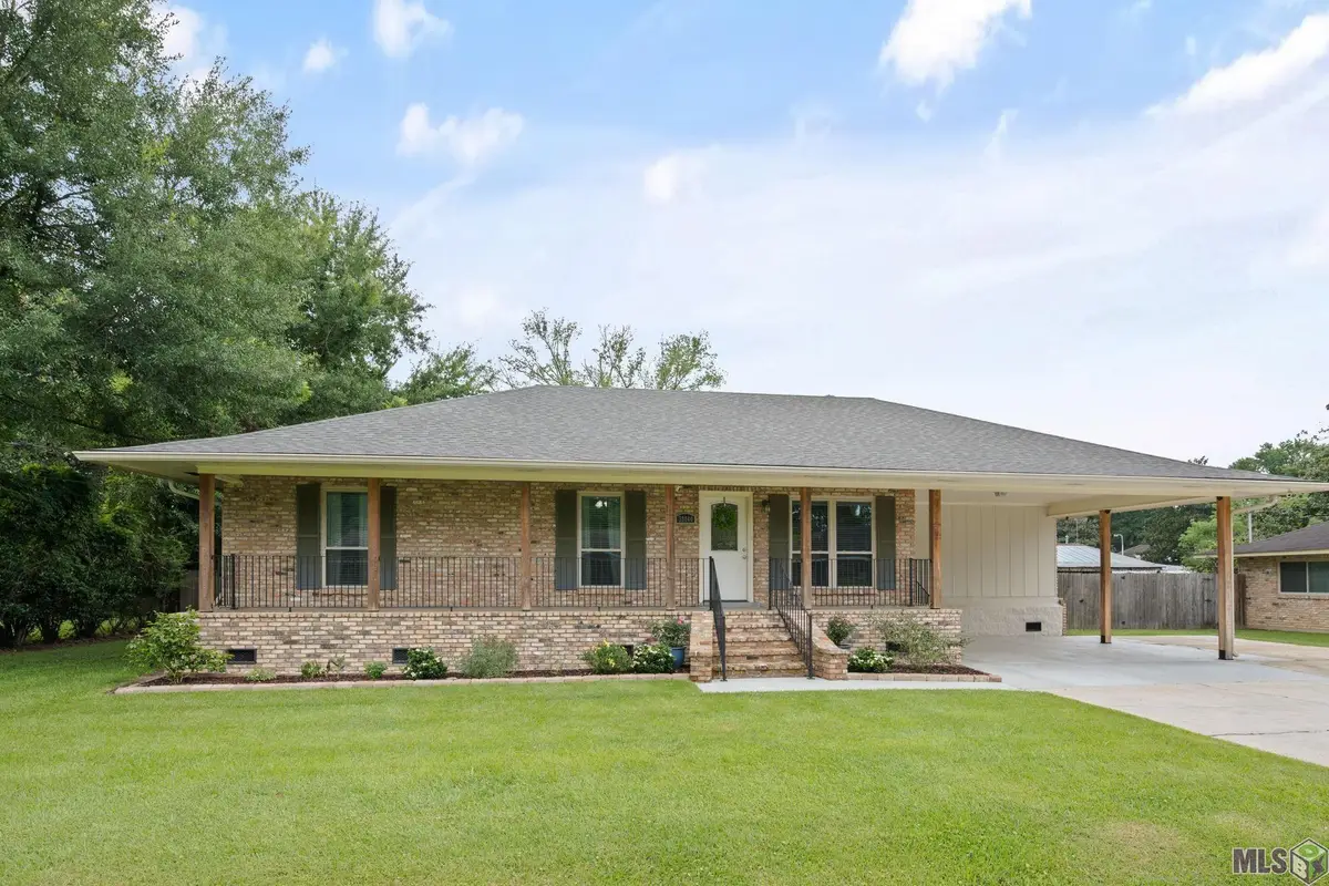 38040 Mistletoe St, Gonzales, LA 70737 - #1