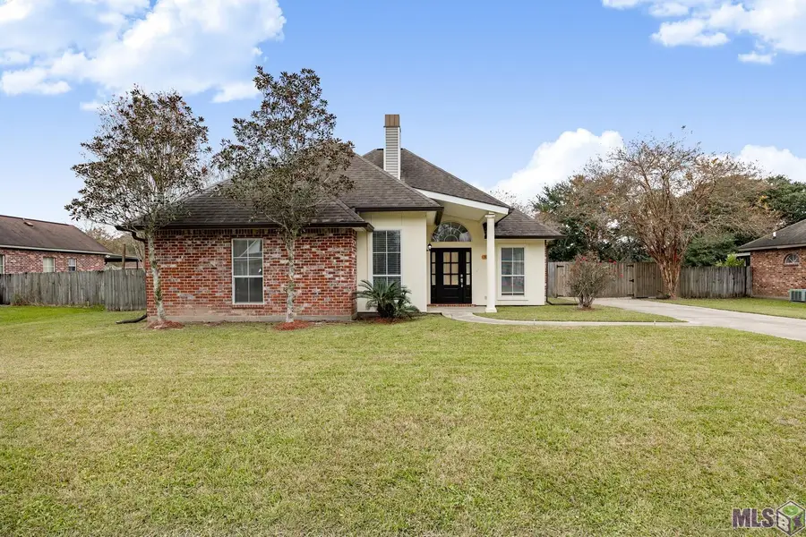 30403 Lafleur Rue, Walker, LA 70785 - #2