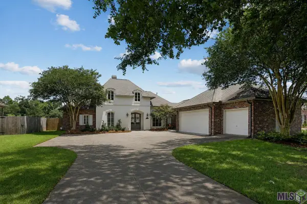 37188 Lakeshore Ave, Prairieville, LA 70769