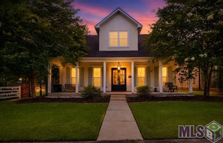 15668 Green Trails Blvd, Baton Rouge, LA 70817 - #1