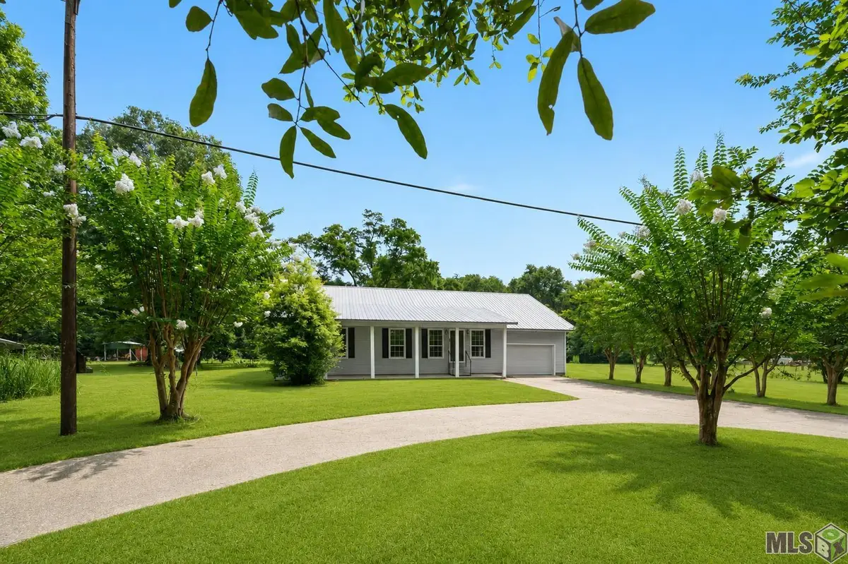 31498 N Doyle Rd, Holden, LA 70744 - #1