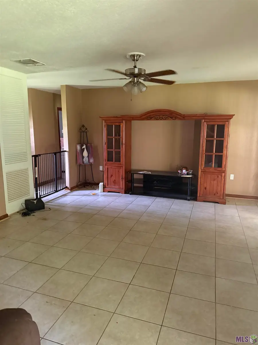 9935 Buena Vista Dr, Baton Rouge, LA 70815 - #3