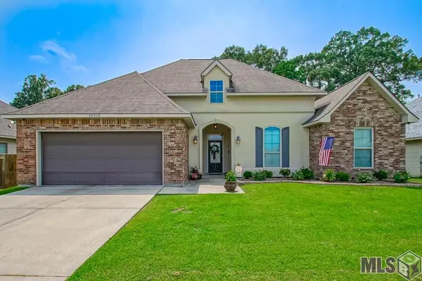 28413 Grand Turk Dr, Denham Springs, LA 70726